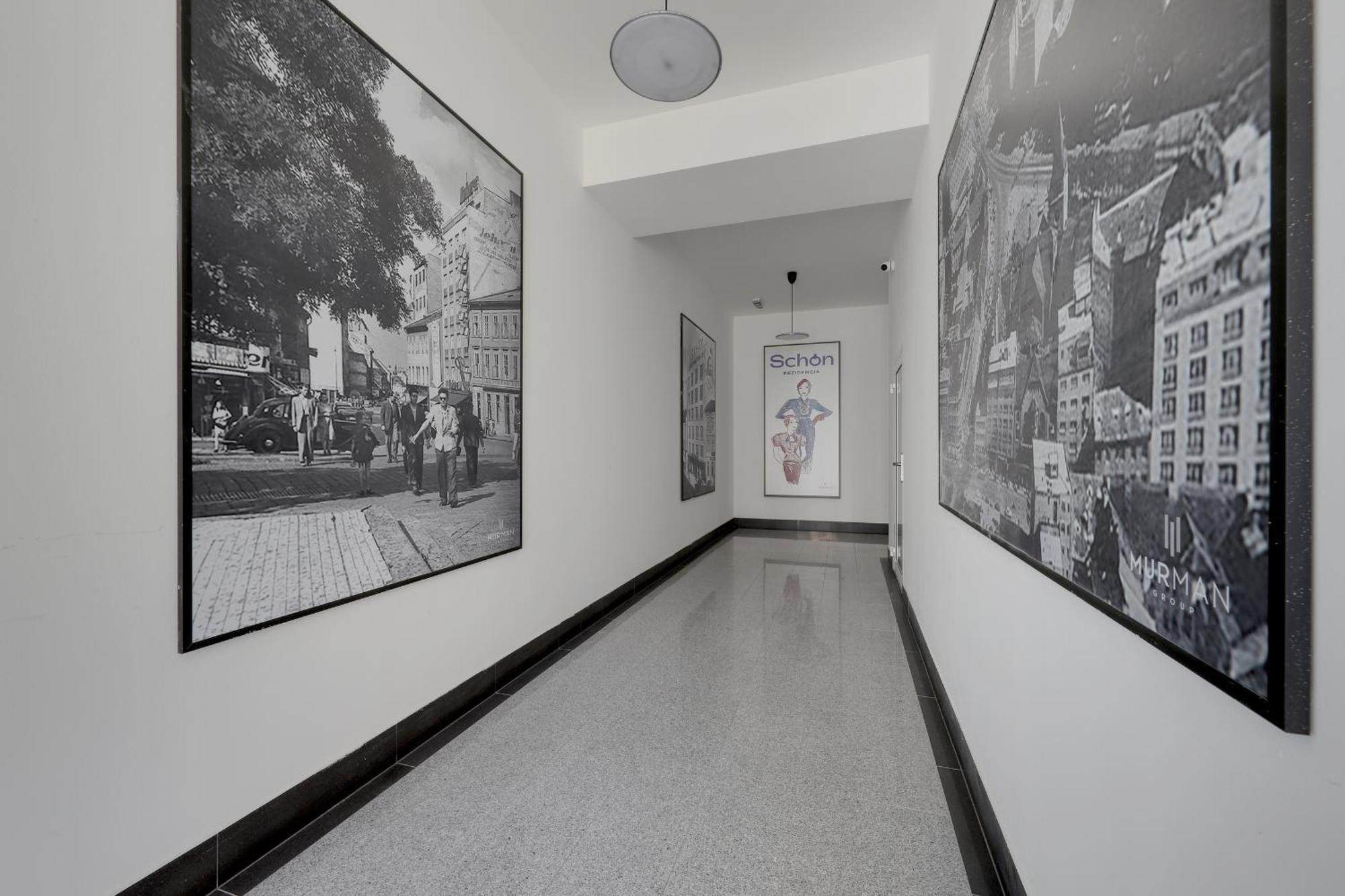 Shone Apartment Old Town 2 Bedroom Bratislava Bagian luar foto